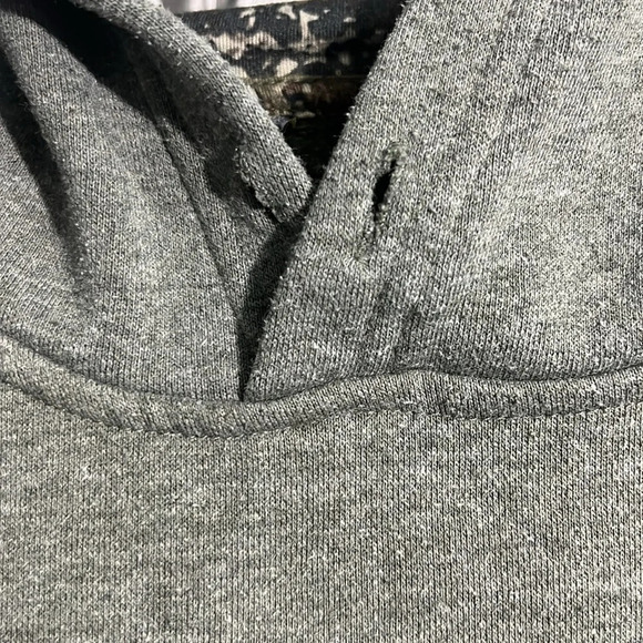 Cabela’s men’s medium hoodie. Green - Picture 4 of 7